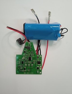Akumulátor a elektronika VP4351